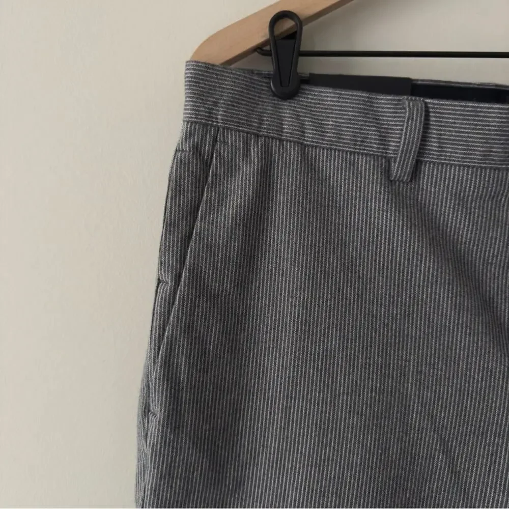 Banana Republic Aiden Pant Slim Fit Men's Gray Pants white pinstripe zip button